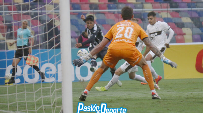 Central volvió al triunfo ante Platense con lluvia de goles