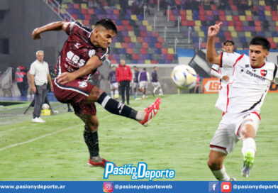 Newell’s le ganó al Ferroviario y salió del fondo de la zona A