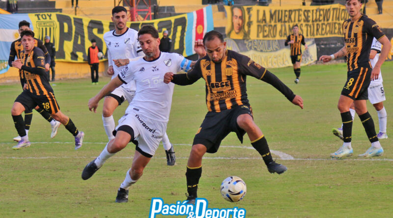 Mitre rescató un empate sobre el final ante All Boys