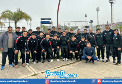 Santiago debutó con un triunfo ante Neuquén en Caballeros